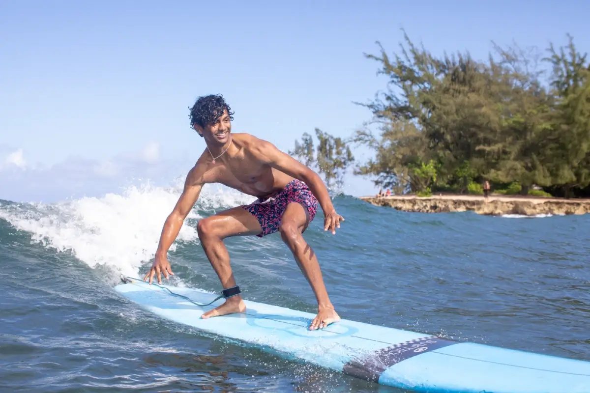 North Shore Oahu Surf School intermediate and advanced classes helps surfers get ready for Hawaii surf competitions. Take your skills to the next level, book your Oahu surf training today.